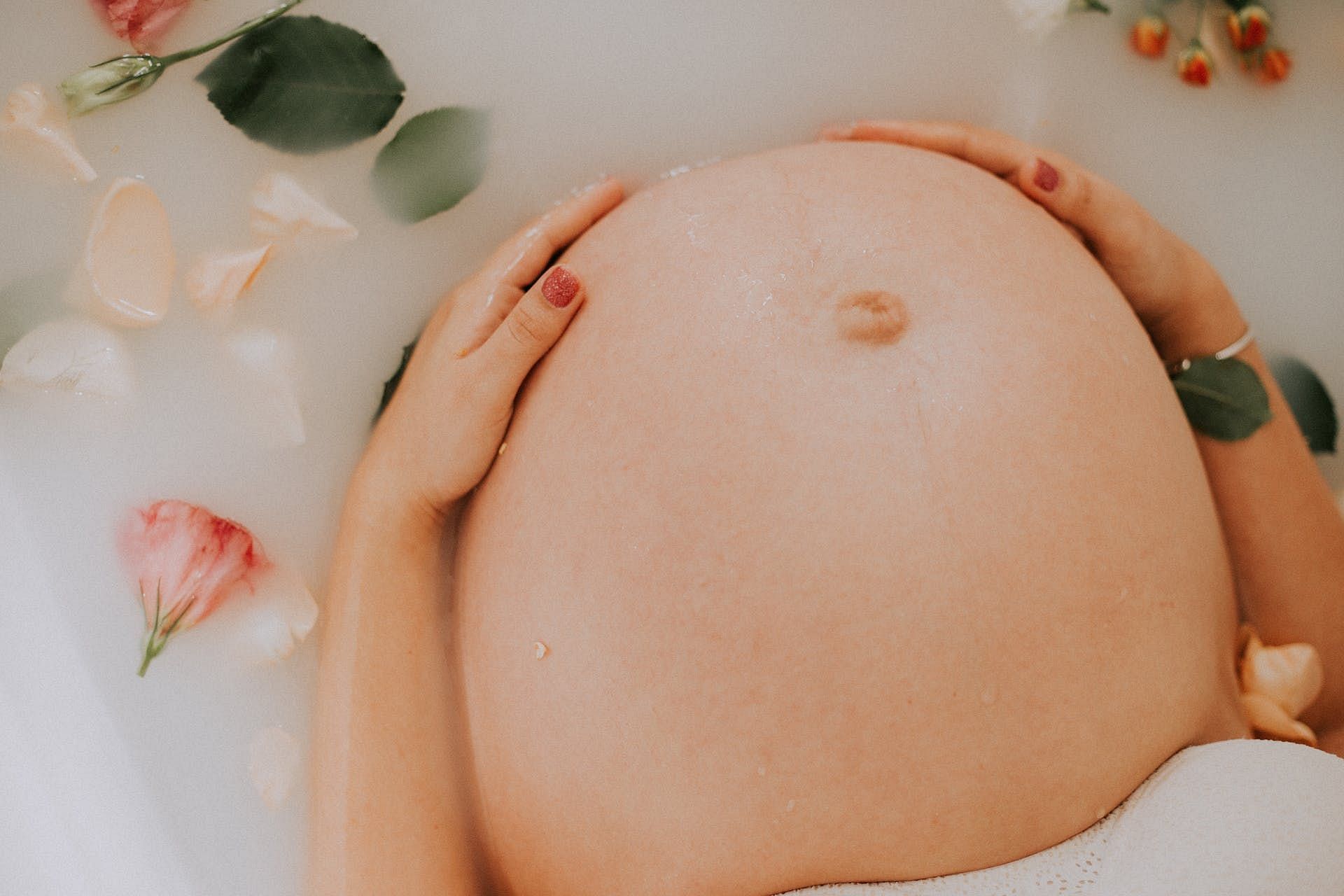Yeast infection occurs due to fungi (Image via Pexels/lucas mendes)
